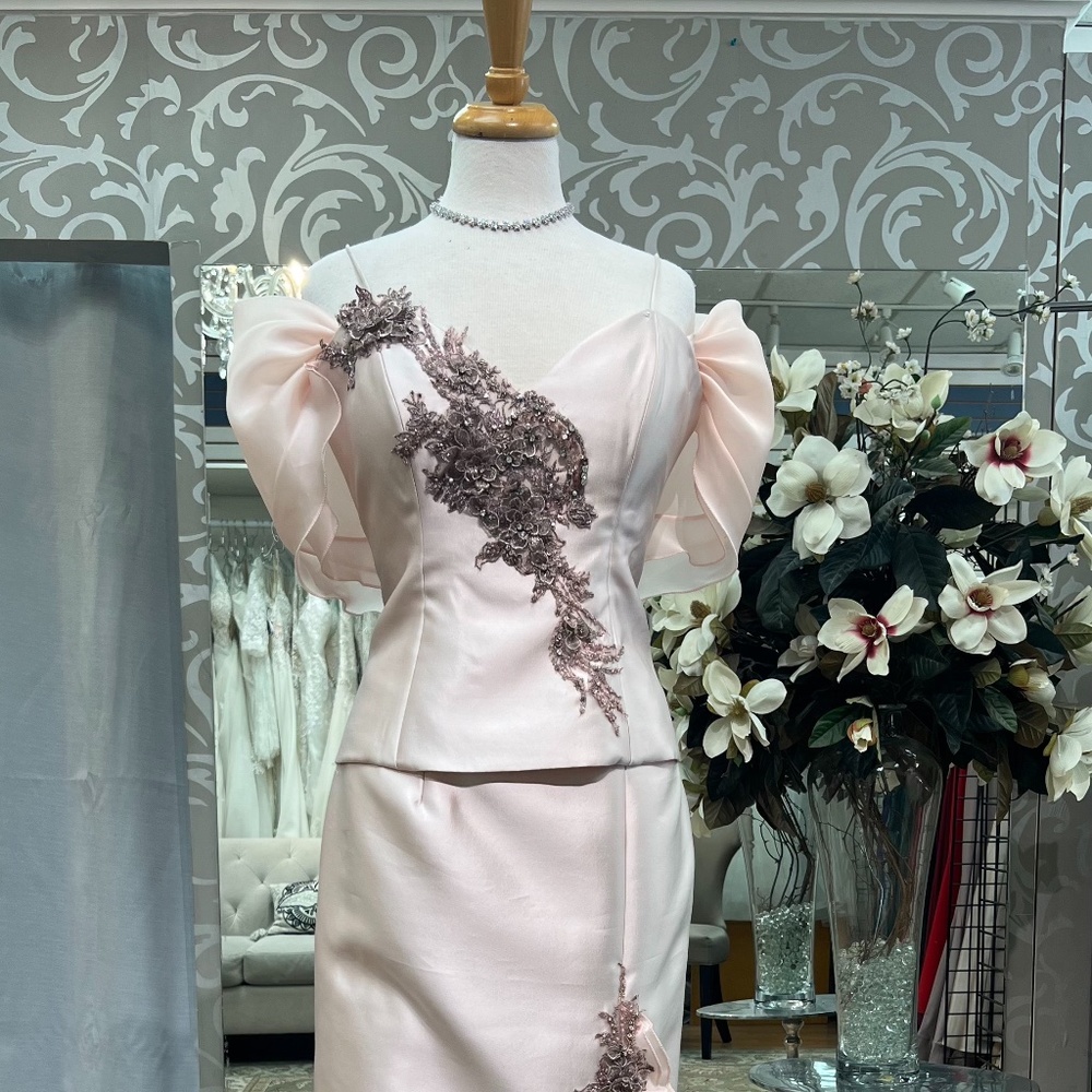 Women 2-piece Blouse and Skirt